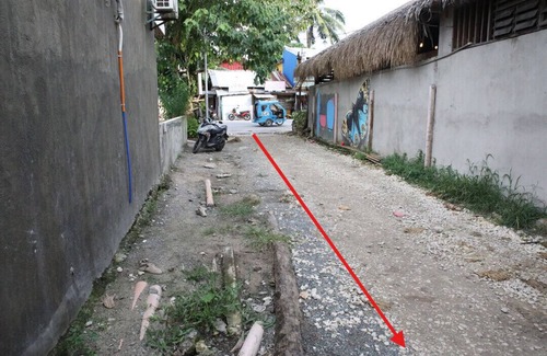 Catangnan Apartment | Deluxe Queen Suite