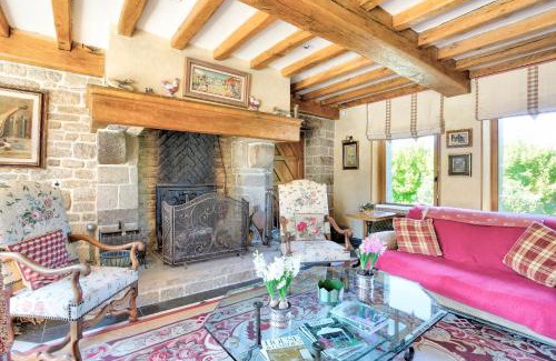 Saint-Cast-le-Guildo House | Demeure des Hauts Champs - à 800m de la plage de Pen Guen