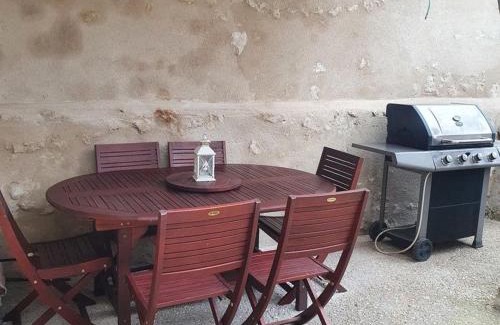 Beaulieu-sur-Loire House | Demeure restaurée avec chambres privatives, proche Loire, vignes et activités outdoor - FR-1-590-240