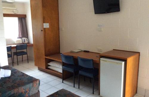 Mossman Hotel | Demi View Motel