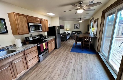 Healy House | Denali 2 King bedrooms each with private bath, dec