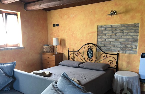 Gli Angeli House | depandance surrounded by greenery just 5 minutes from the city center