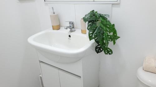 Los Angeles Apartment | Departamento nuevo y completo en Condominio Volcán Antuco