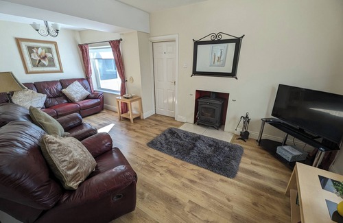 Castlederg Apartment | Derg Valley Apartments : self-catering accommodation : 3 bedroom (sleeps 6)