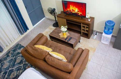 Gede Apartment | Derosa Studio Fig Tree Apartment