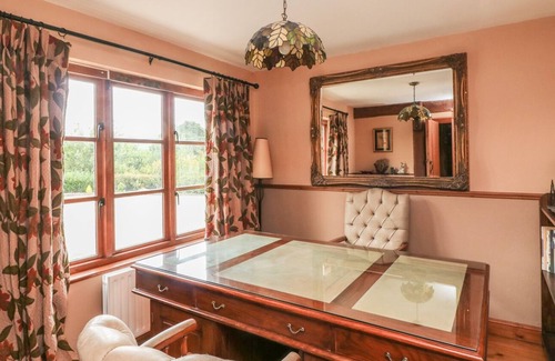 Aughrim Cottage | DERRYWATER HOUSE, pet friendly in Aughrim, County Wicklow