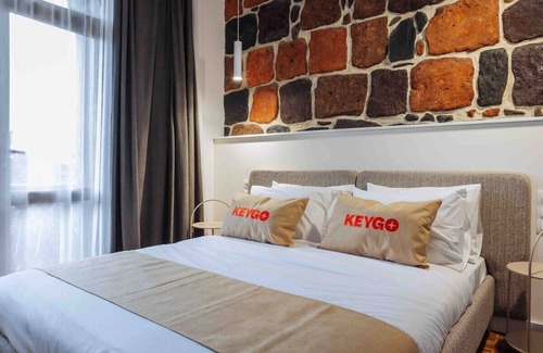 Kentron Apartment | Design Studio/Balcony/Center view/Self entry