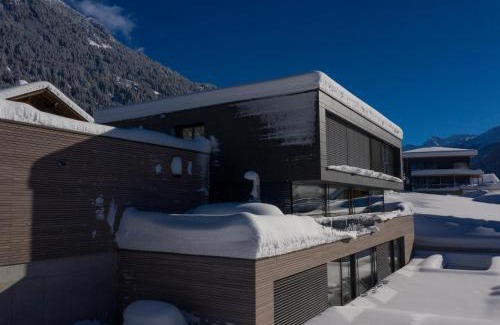 Sankt Gallenkirch Villa | Design Villa M by Pferd auf Wolke