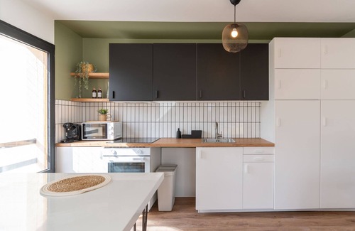 Cergy Apartment | ★ Designer apartment ★ Balcony ★ Private parking