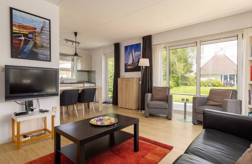 Eernewoude Cottage | Detached bungalow for 5 persons