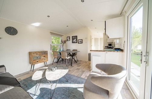 Linden House | Detached chalet with two bedrooms and one bathroom