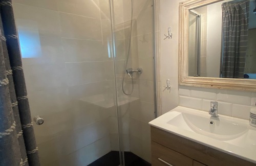 Castellar del Valles Other | Detached mini house on horse farm in the middle of nature