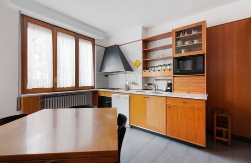 Zona Lancetti Apartment | Detached house only 550m from Lancetti FS!