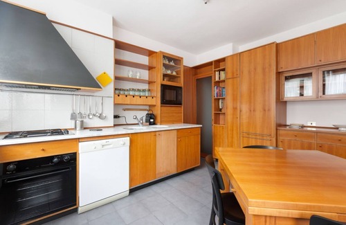 Zona Lancetti Apartment | Detached house only 550m from Lancetti FS!