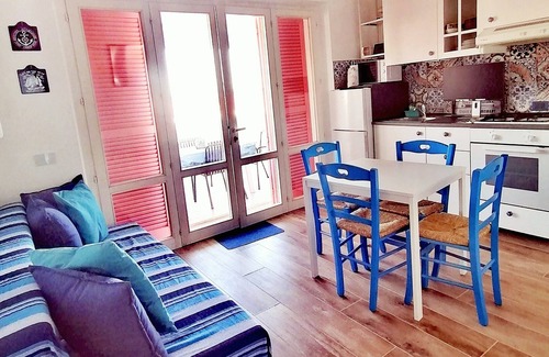 Villaggio Taunus House | Detached house with sea view ideal for family unit: GRAL del Conero