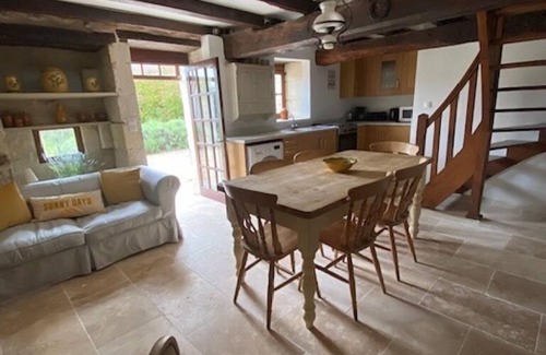 Villetoureix Other | Detached stone Farmhouse, 1/3 acre, stunning views, near lake and river beaches