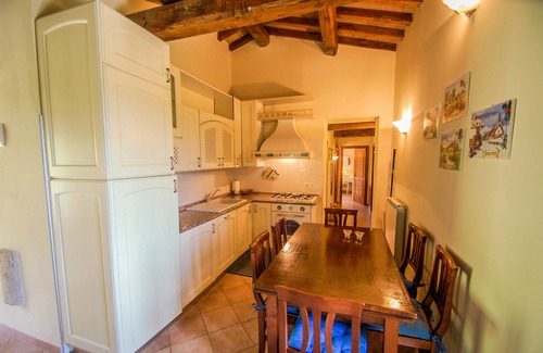 Penna in Teverina Villa | Detached villa with private/fenced pool 1km from village, for up to 19 persons