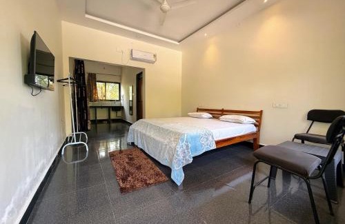 Redi Resort | Dev's Resort & Restaurant