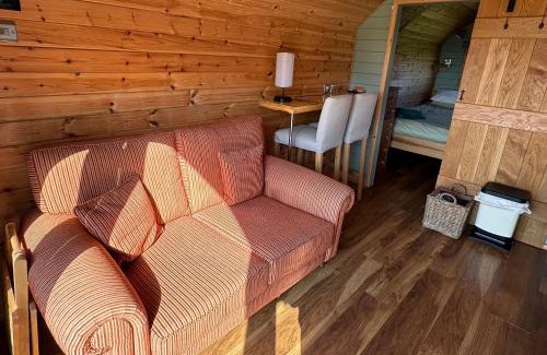 Compton Martin House | Dew Pond