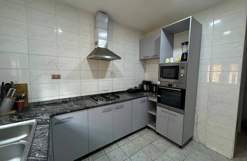 Orozo House | DFP (2.0) | Modern 1BED Apartment (Apo, Abuja)