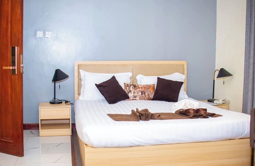 Siaya Hotel | Dhe Jomels Hotel Siaya