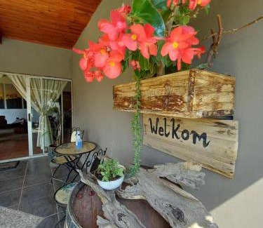 Gobabis House | Die Windpomp Guesthouse