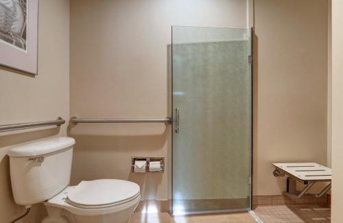 Bayshore - Klatt Hotel | Dimond Center Hotel