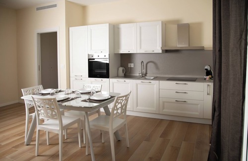 Bitonto Apartment | Dimora Amelia Apartment 2, spacious apartment tastefully finished.