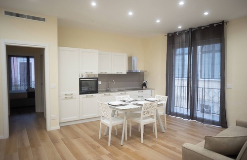 Bitonto Apartment | Dimora Amelia Apartment 2, spacious apartment tastefully finished.