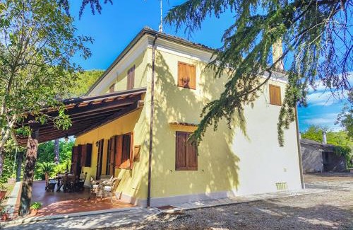 Ripatransone Villa | Dimora Iume 8 pax immersa nel verde