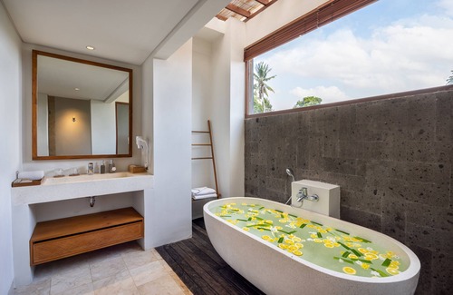 Melayang Bed & Breakfast | Dinara Ubud