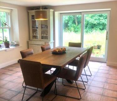 Ventry Apartment | Dingle Woodland Cottage