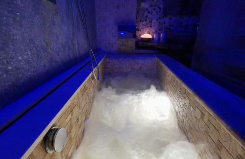 Isola del Borgo Antico Bed & Breakfast | DIONISO Bed & Wellness