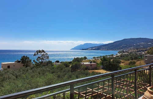 Keratokambos House | Directly at the sea, dreamlike sea view – holiday home Keratokampos, Crete