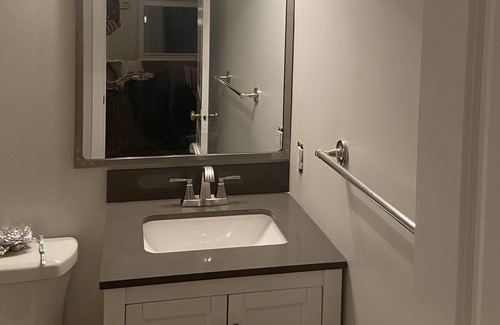 Hull Condo | Directly on the beach! Fully renovated and all amenitities