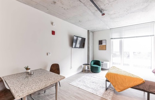 Gateway District Apartment | Discover Downtown! Cozy Studio by the Flats East Bank