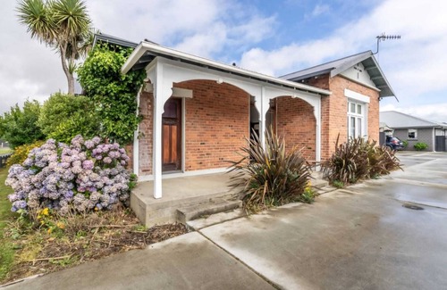 Invercargill Villa | Discover Invercargill from Richmond Villa – Walk to It All