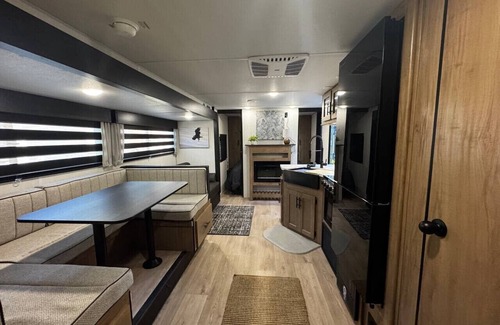 Salamatof House | Discover Kenai Base Camp