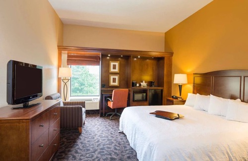 Danville Hotel | Discover Pet Friendly Room By Hess Rec Area With Pool And Parking