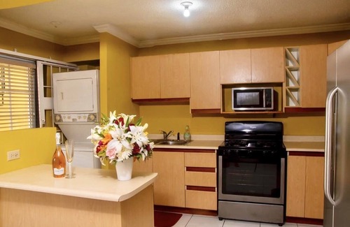 Mango Walk House | Discover Serenity in Jamaica: Your Perfect Island Getaway Awaits!