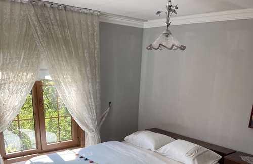 Akcaabat Villa | Doğa temiz hava kuş sesleri ve yeşilin içinde tamamen müstakil