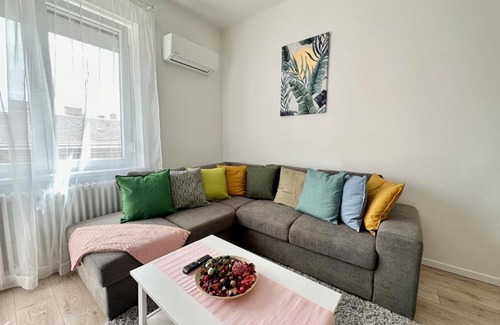 Erzsebetvaros Apartment | Dob House II 2bdrm II 2bthrm