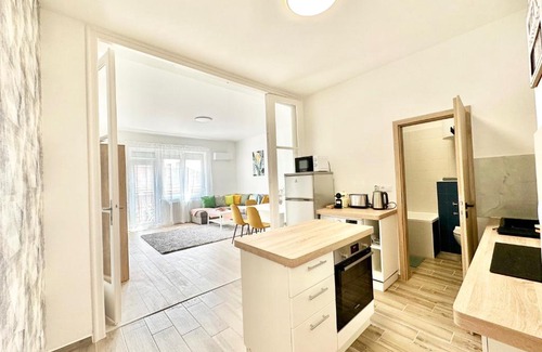 Erzsebetvaros Apartment | Dob House II 2bdrm II 2bthrm