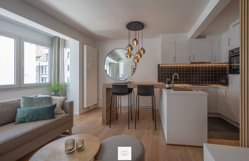 Heist Apartment | Docks Floor, a nicely renovated and compact seaside home