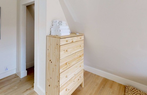 Essex Junction House | Dog-friendly A-frame with private washer/dryer, firepit, WiFi, & kitchen