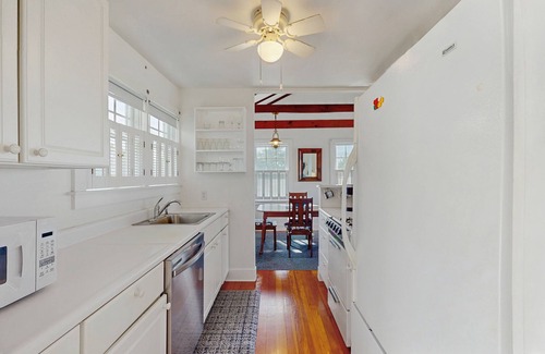 Town of Southold Town House | Dog-Friendly Beachfront Home w/Deck, Free WiFi, Ocean Views, & Wood Fireplace