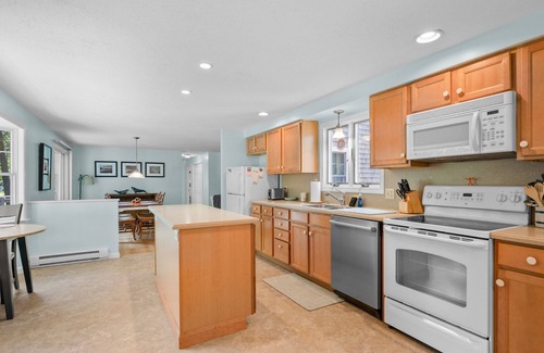 Eastham House | Dog-Friendly Eastham Retreat, Minutes to Shore