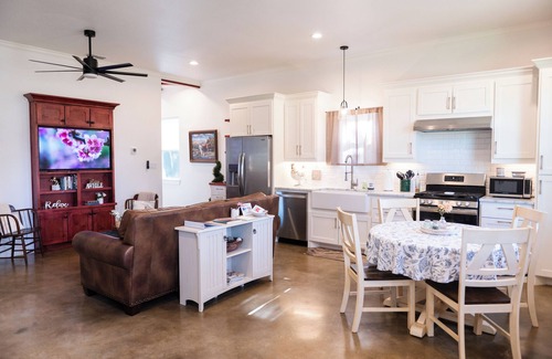 Era House | Dog-Friendly Texas Ranch w/Patio, Horses On-Site