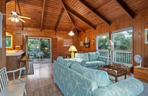 Pine Knoll Shores House | Dogwood Treehouse home