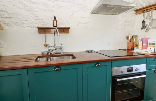 Llandyssiliogogo Cottage | Dolwylan Cottage